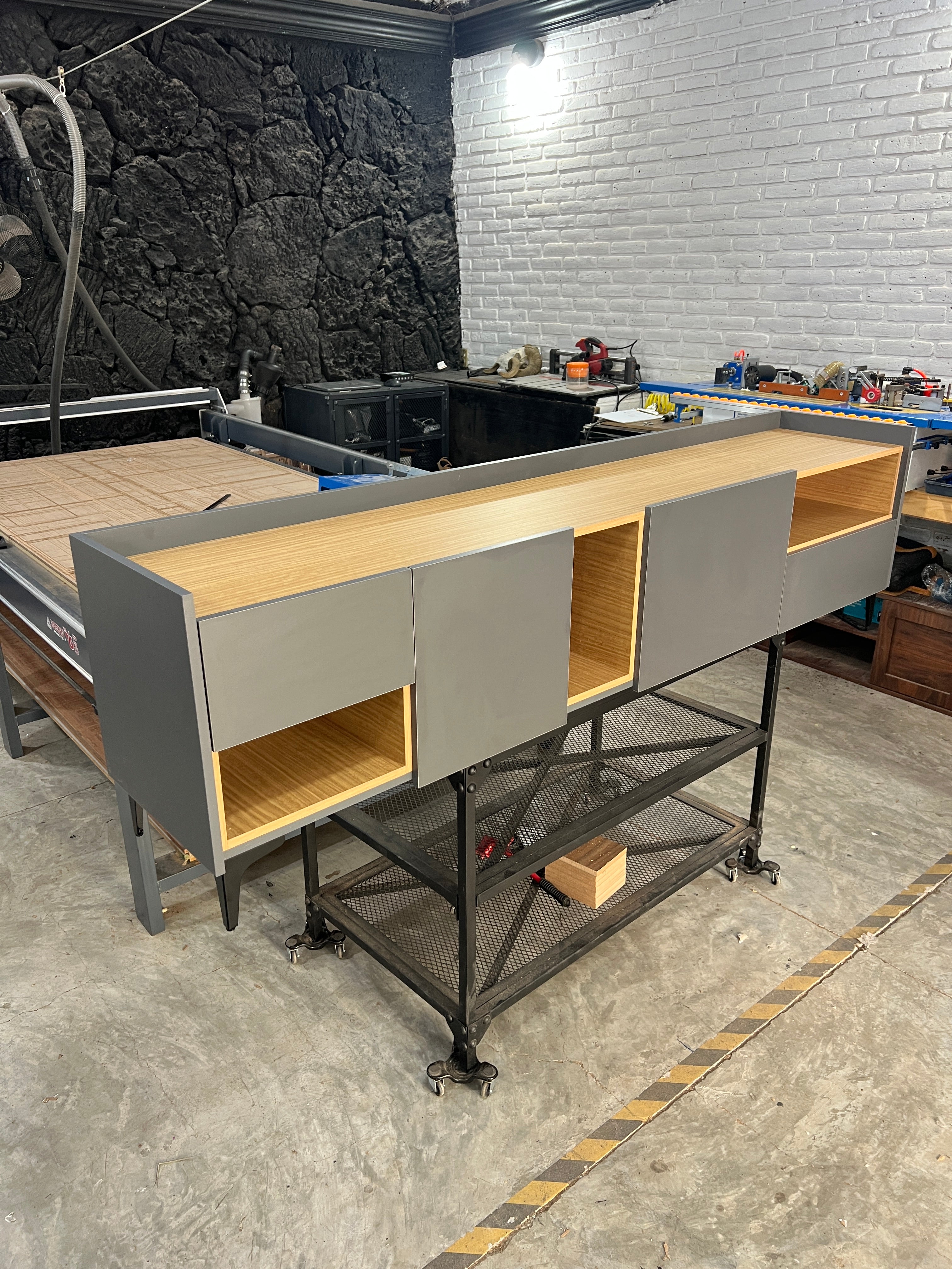 Mueble fabricado por USTUDIO