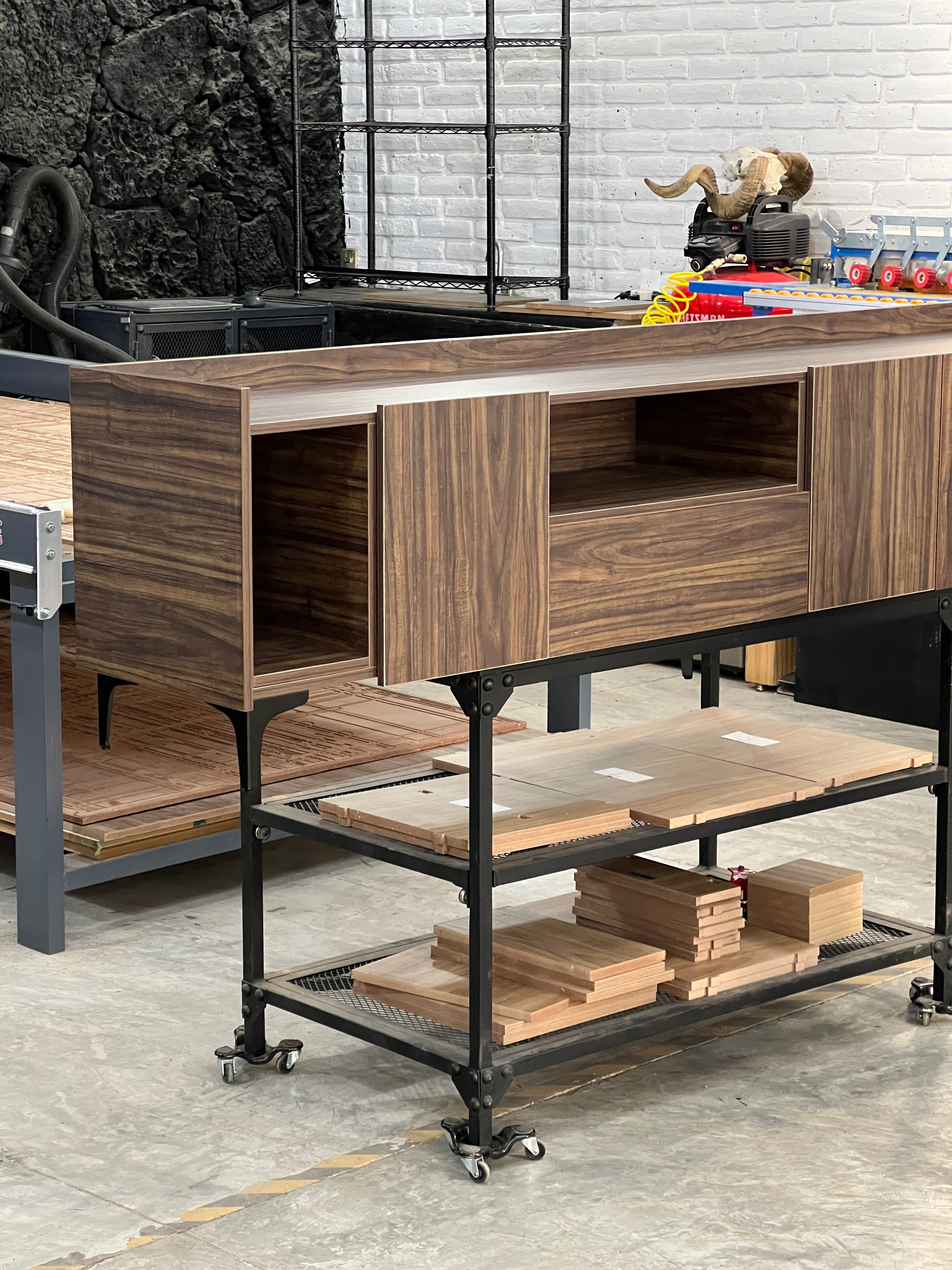 Mueble fabricado por USTUDIO