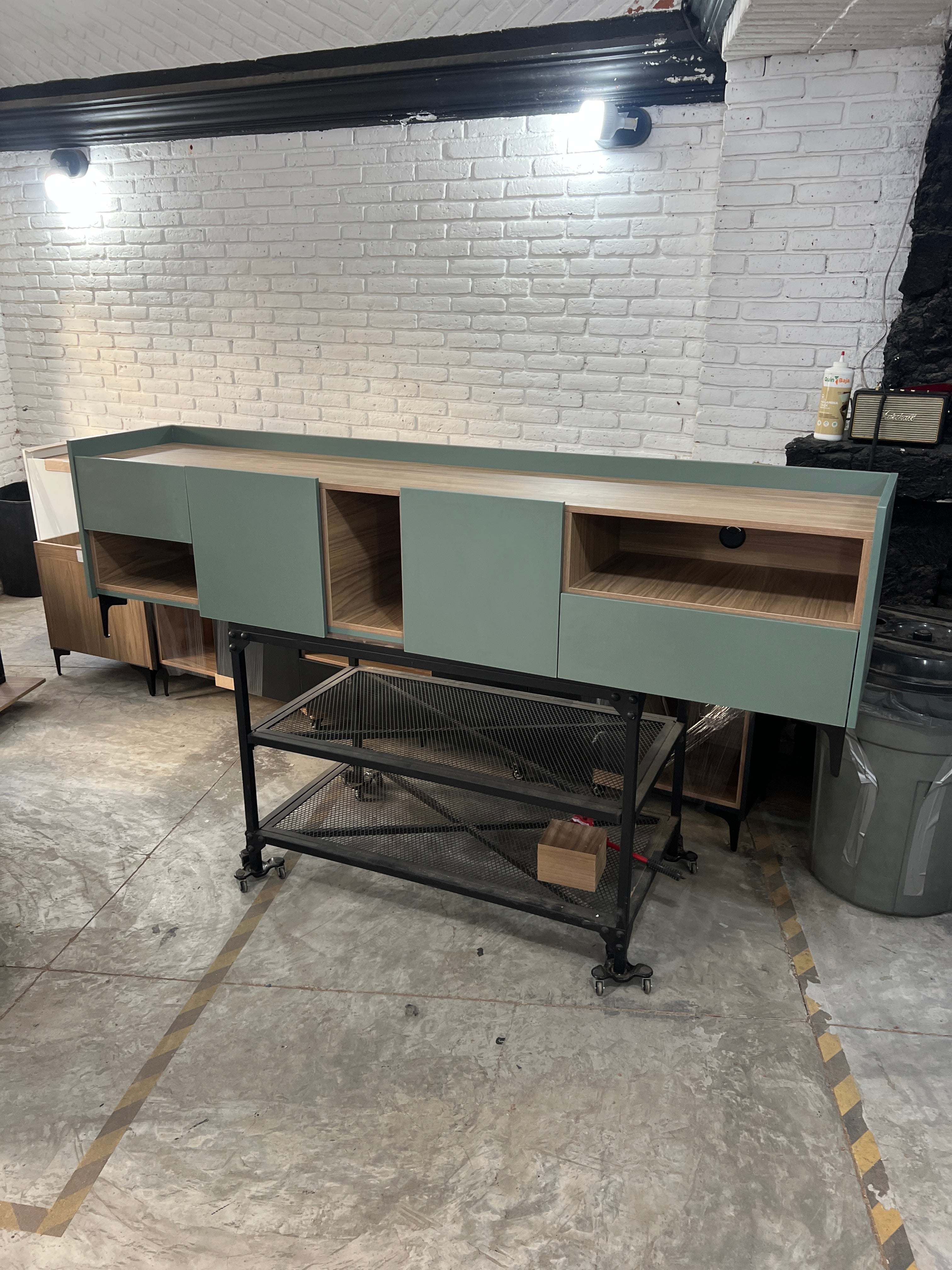 Mueble fabricado por USTUDIO