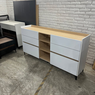 Mueble fabricado por USTUDIO