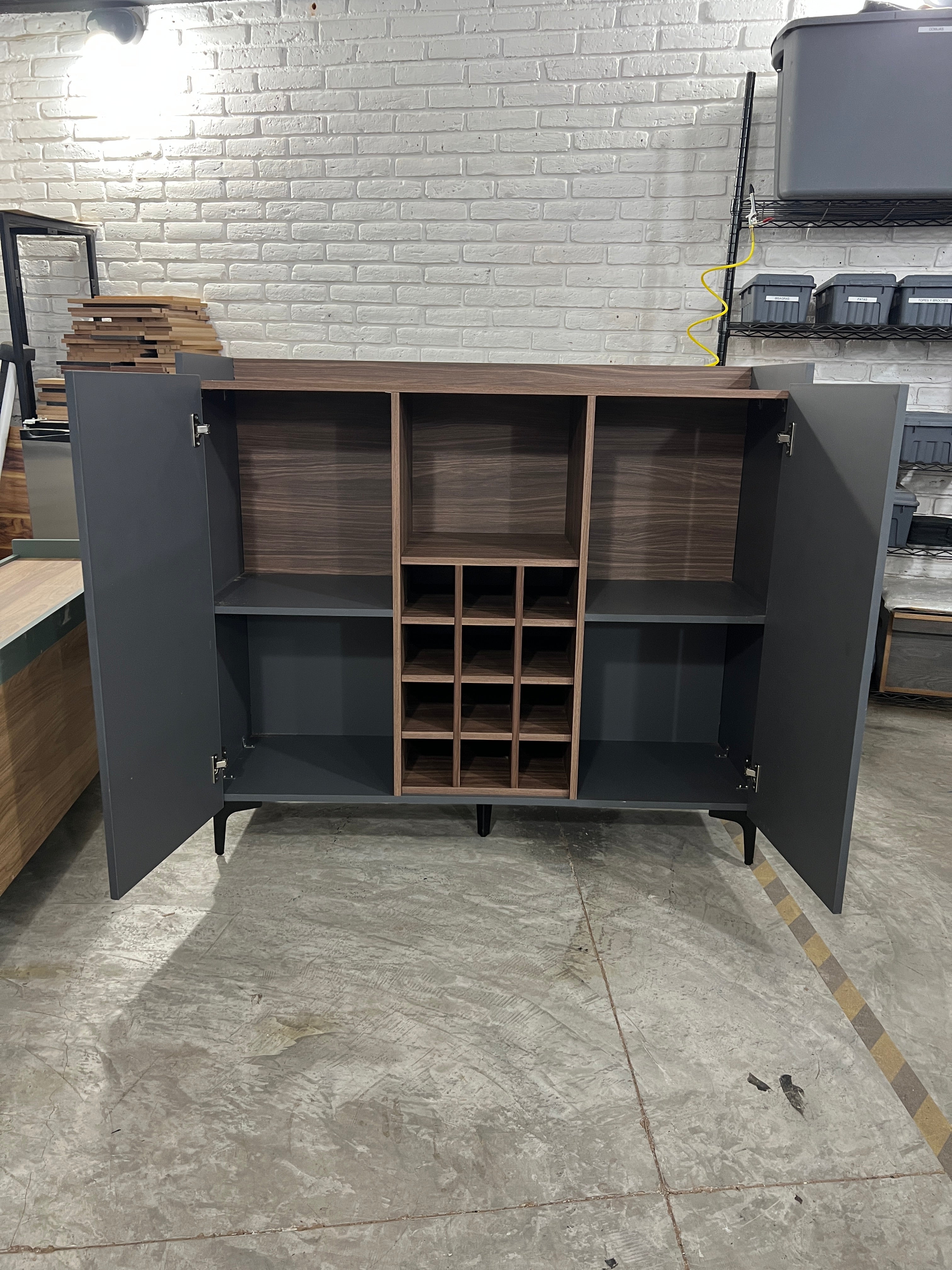 Mueble fabricado por USTUDIO