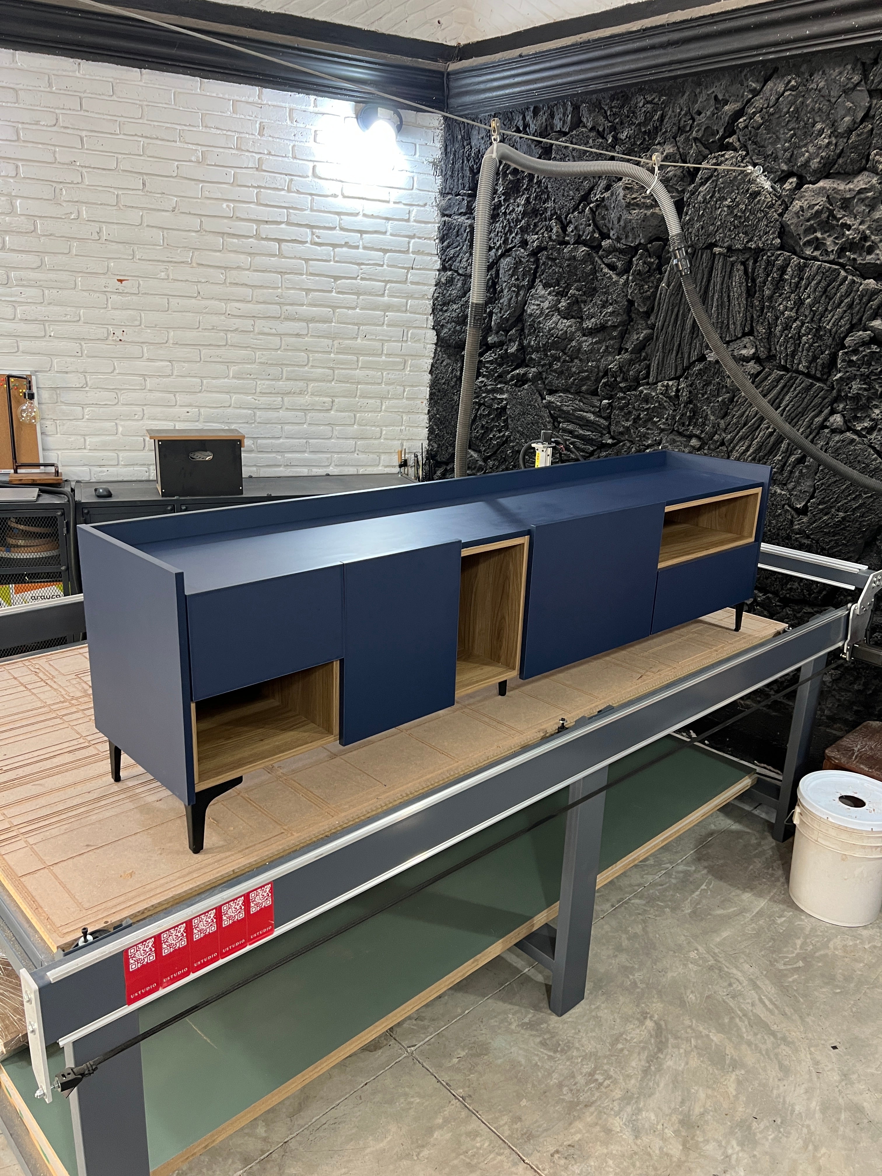 Mueble fabricado por USTUDIO